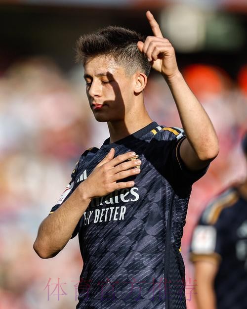 西媒-老佛爷不满居莱尔缺少时间 安帅称他防守不行